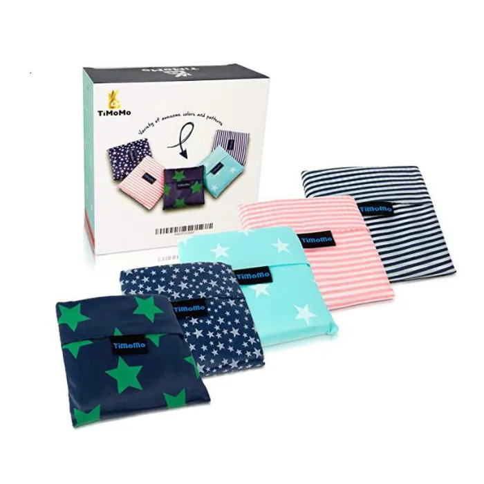 ¿La linda bolsa de compras plegable llama la atención por su diseño único y su practicidad?